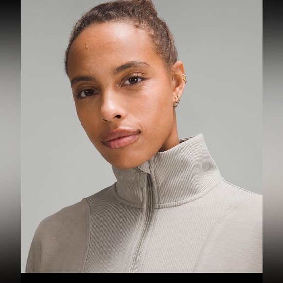 LULULEMON BRUSHED SOFTSTREM - Picture 4 of 8